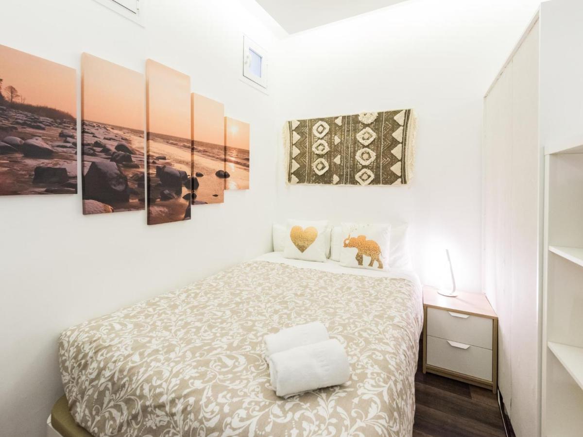 Apartamento Letras De Santa María Madri